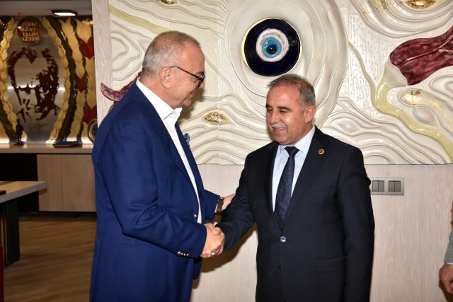 Gördes masaya yatırıldı