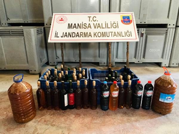 Manisa da 207 bin 750 litre kaçak üretim şarap ele geçirildi