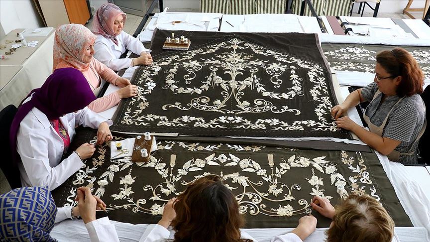 Sanduka örtüsü yenileniyor