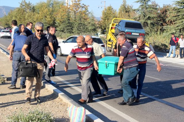 Yaşlı çifti kaza ayırdı