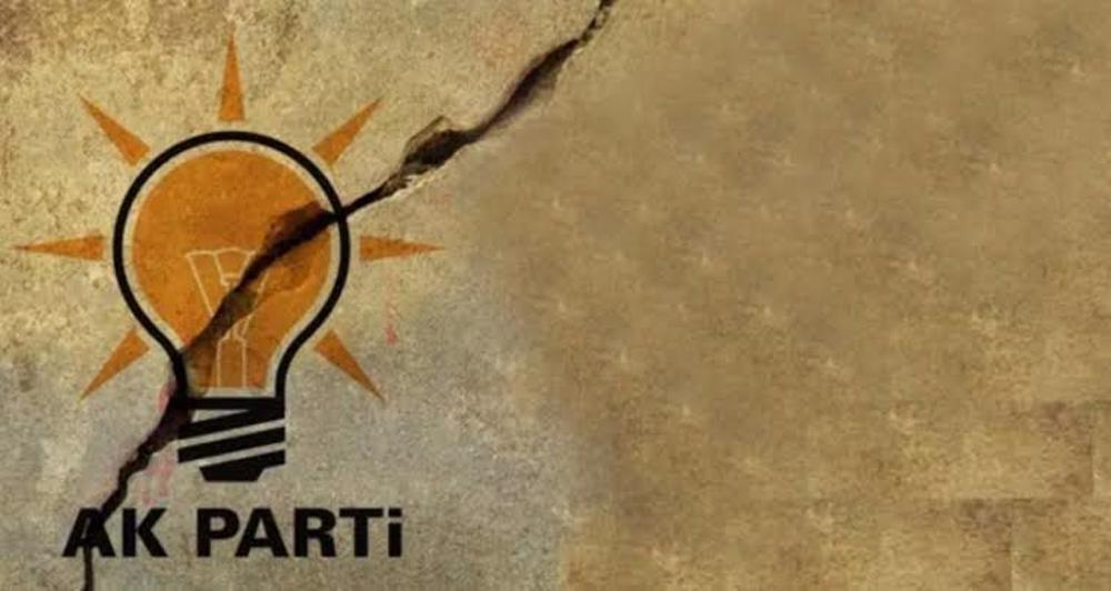 AKP´de istifalar hızlandı