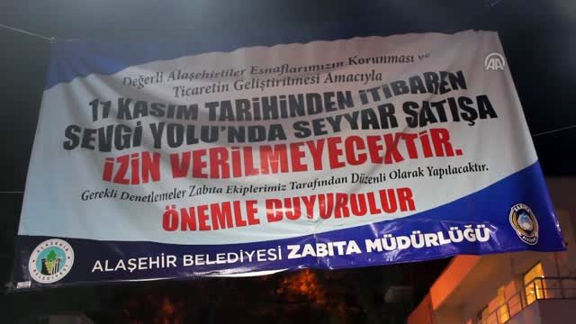 yasağa kızdı, tezgahını yaktı