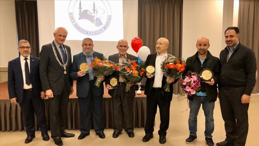 Hollanda 4 Türke kraliyet nişanı