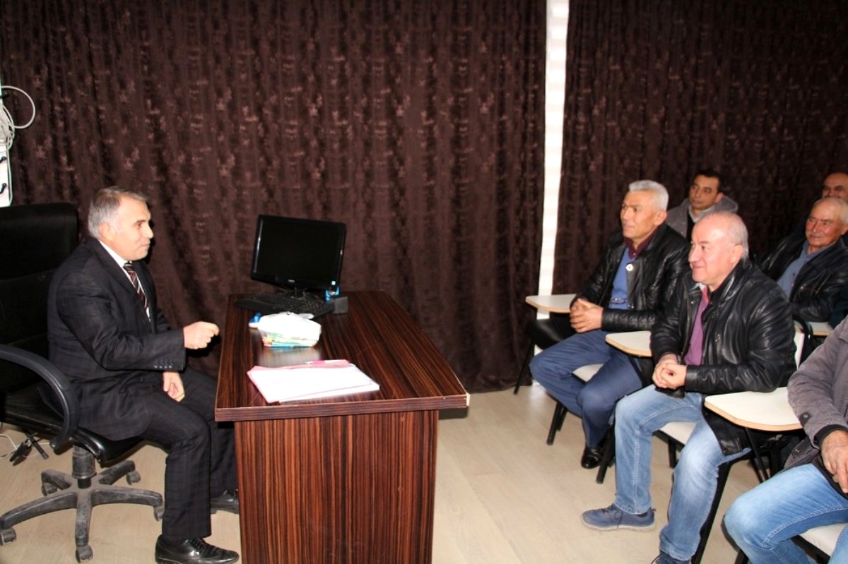 Arı yetiştiricilerine sertifika töreni