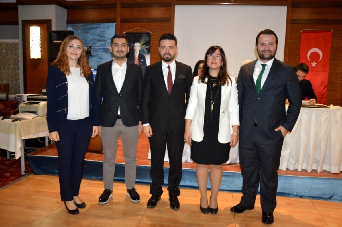 Gümüş yeniden başkan.