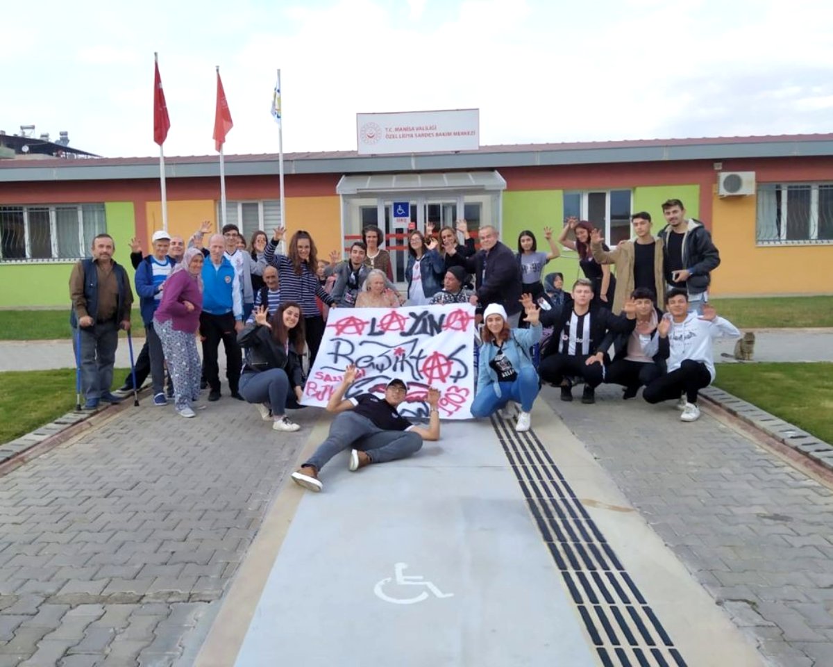 Salihli Beşiktaşlılar Derneği yaşlıları unutmadı