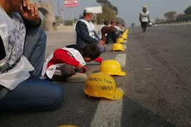 işçilerin güç birliği sürüyor