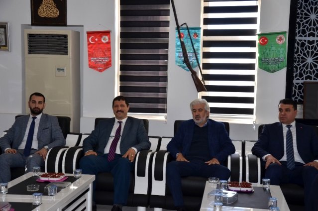 AKP'de kongre sitresi