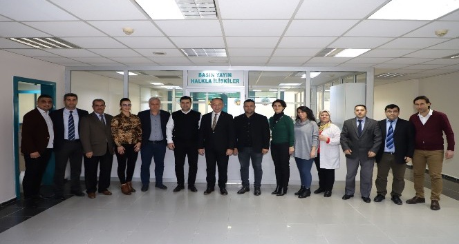 akın çalışanların yeni yılını kutladı