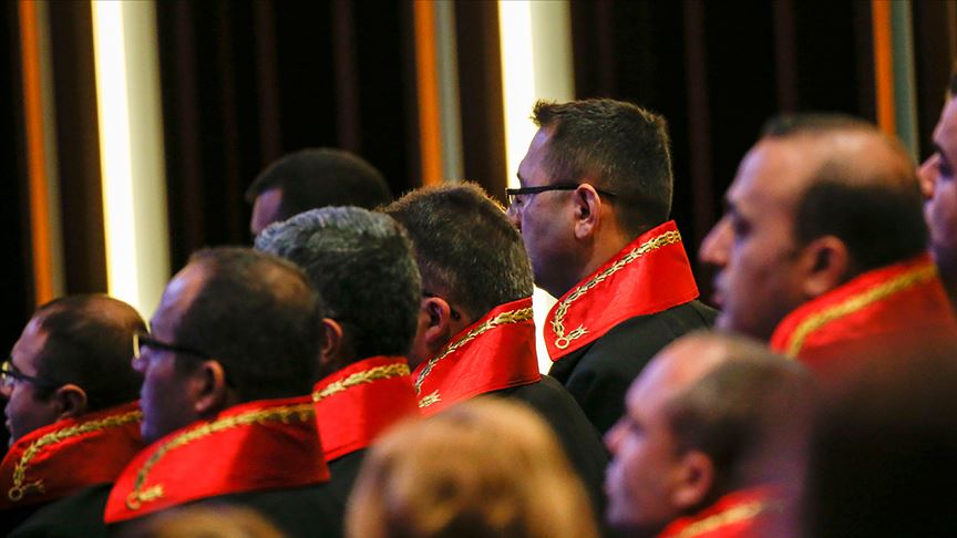 70 puan alamayan hakım ve savcı olamayacak.