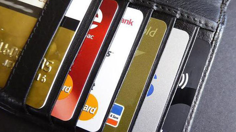 kredi kartı faiz oranları değişti.