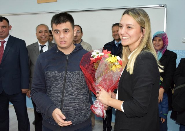 TOHUM Otizm Vakfından otizmli öğrencilere sınıf