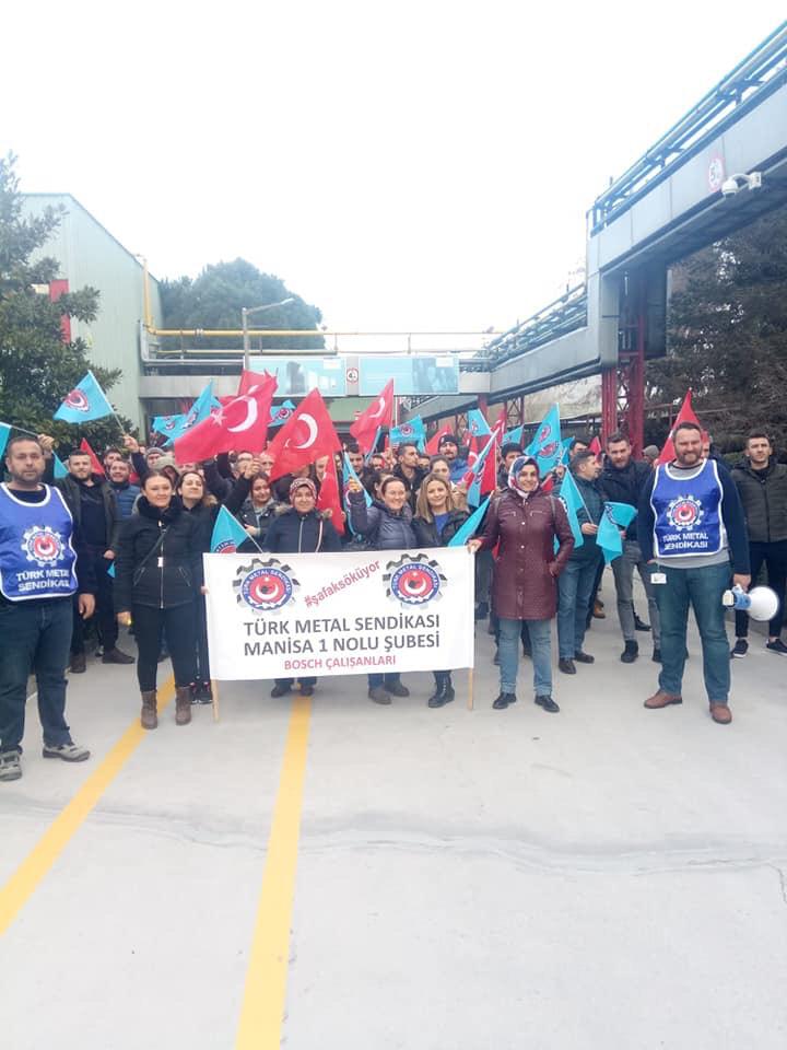 İşciler alanlara indi.