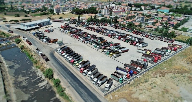 Bir destekte Somalı nakliyecilerinden