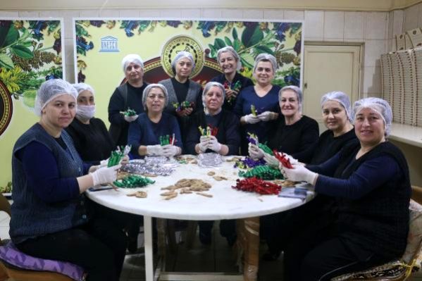 saçılacak 7 ton mesirin yapımına başlandı