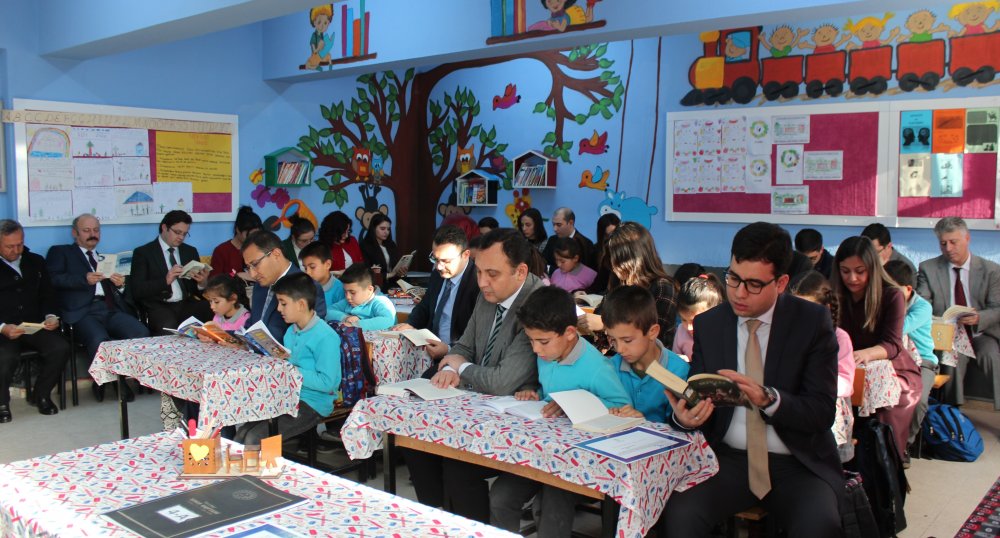 hakım ve savcılar öncülük etti.