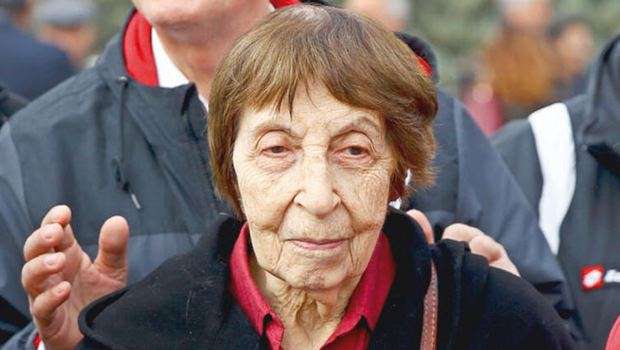 Rahşan Ecevit yaşamını yitirdi