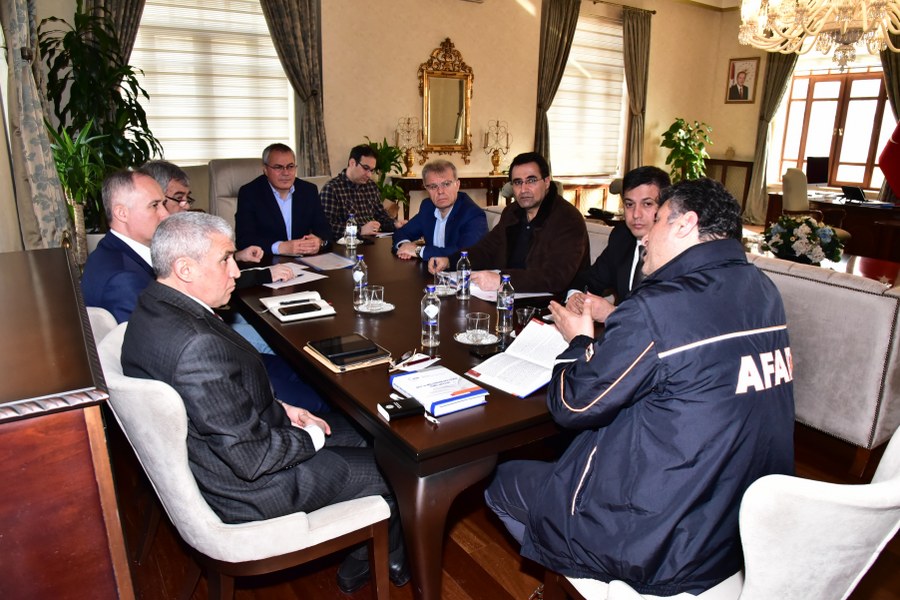 Deprem koodinasyon toplantısı