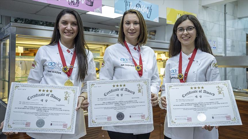 Şefler altınla döndüler.