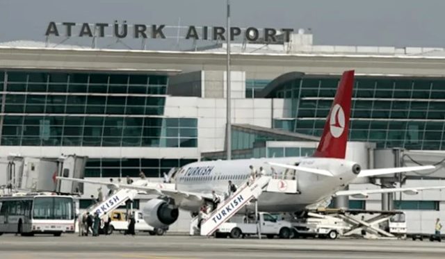 Atatürk'ün adı kaldırıldı.