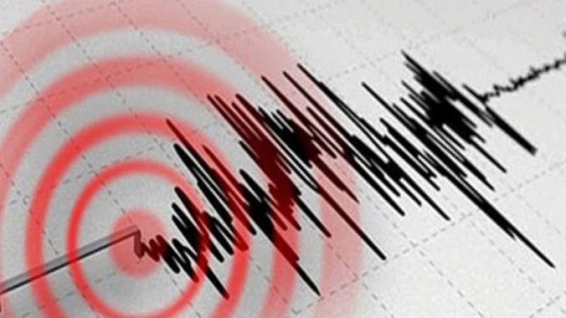 Akhisar'da artçılar sürüyor.