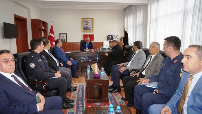 Vali Deniz Sarıgöl'de