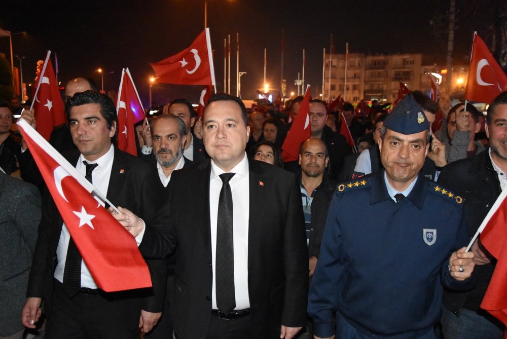 Mehmetciklerimiz için saygı yürüyüşü