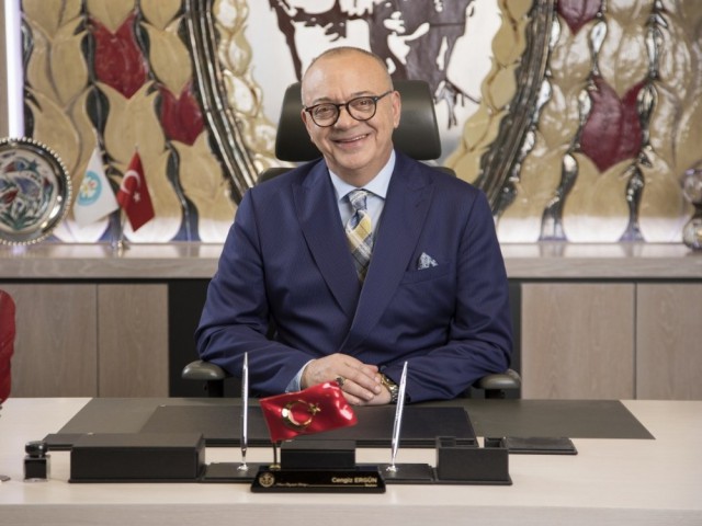 Ergün'den 50 bin liralık bağış