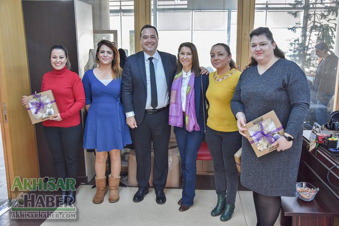 Dutlulu'dan 8 mart kutlaması