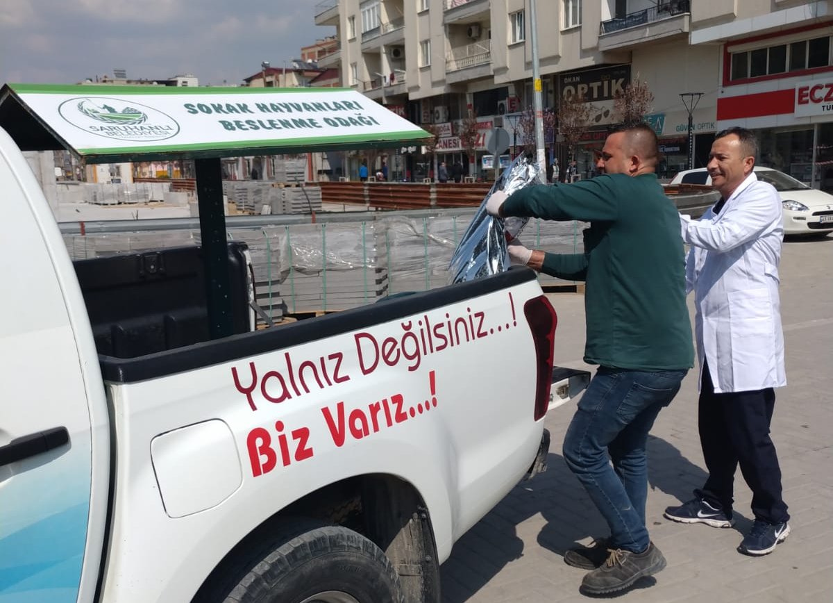 Belediyeden sokak hayvanlarına yardım eli