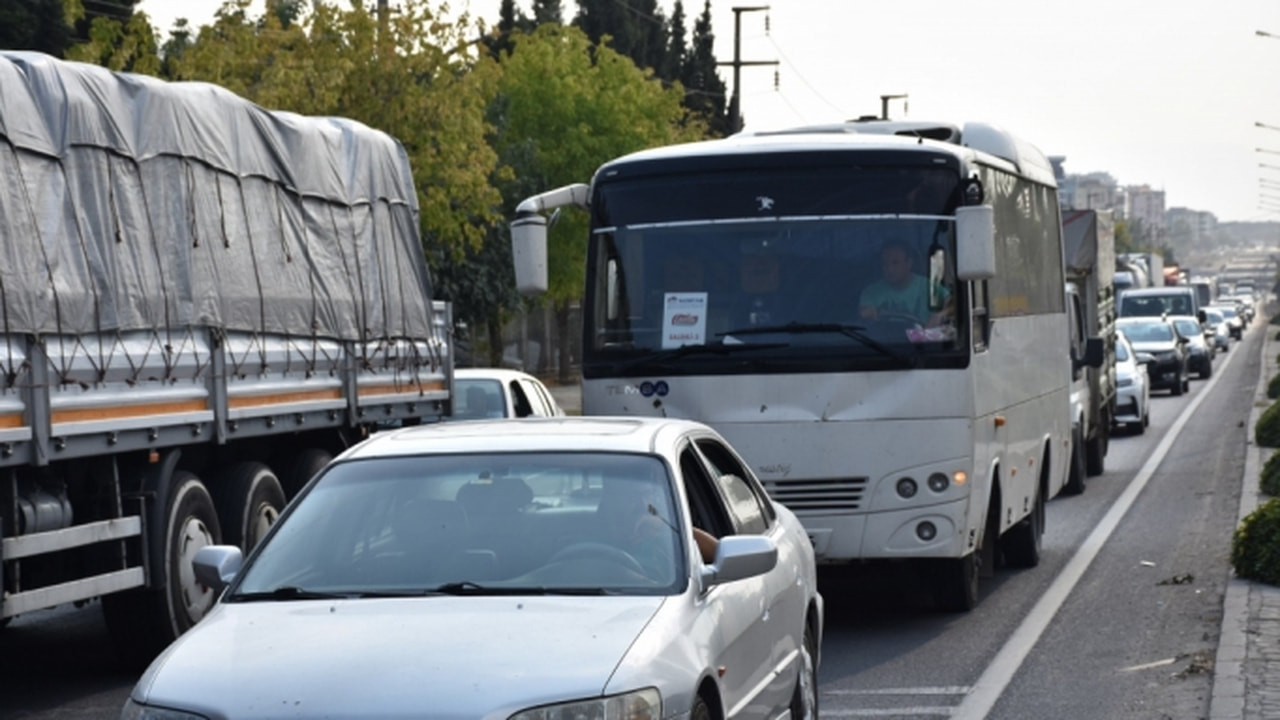 Sabuncubeli tünelinde trafik tıkandı