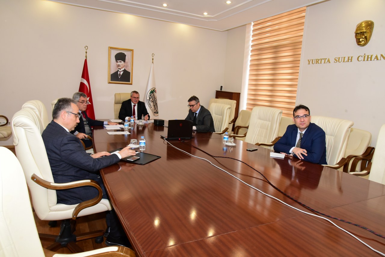 Kaymakamlarla video konferans