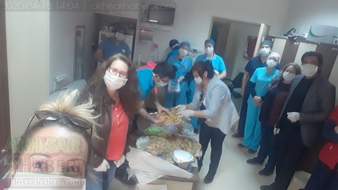 CHP'den sağlık çalışanlarına moral