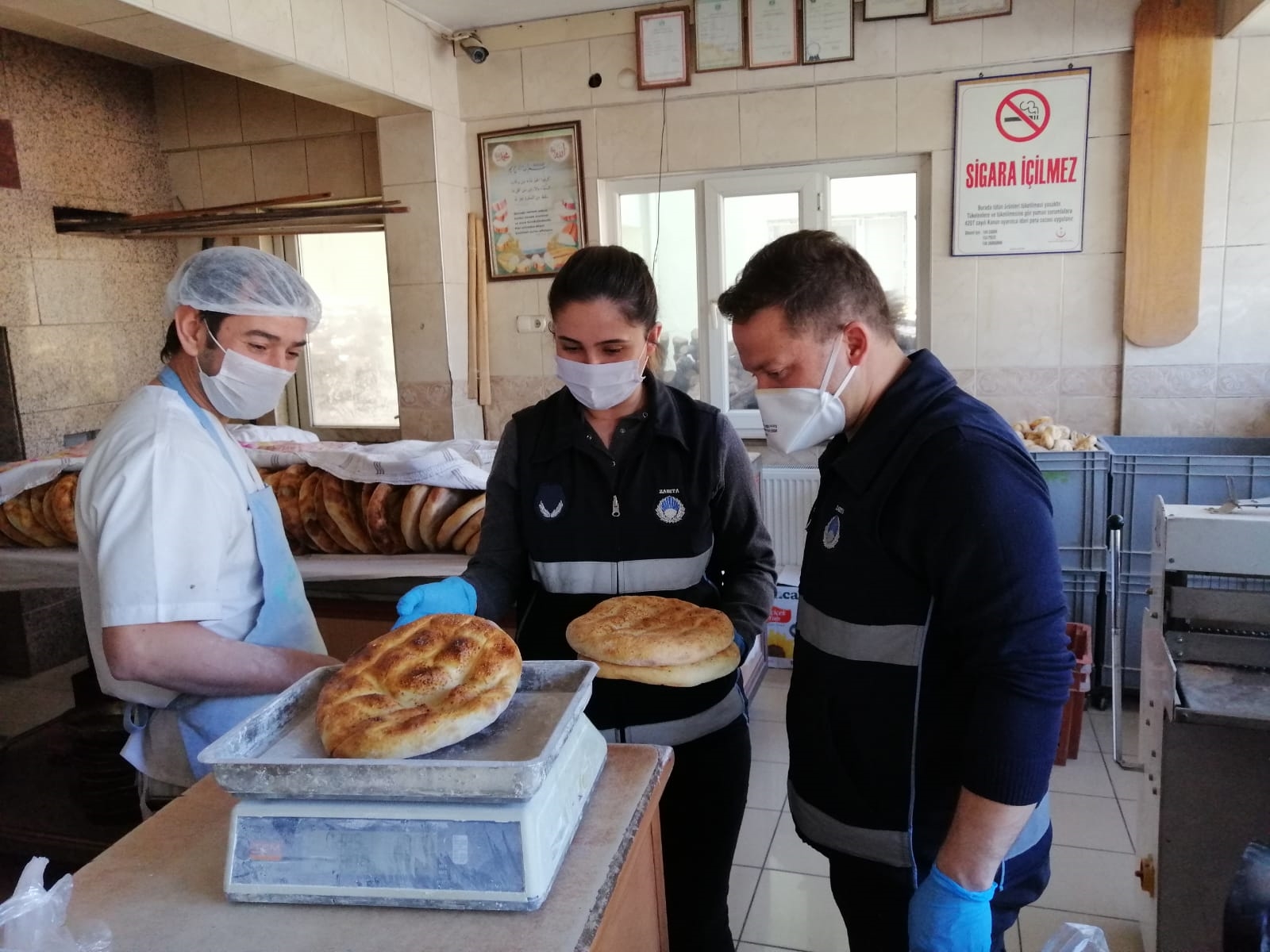 Demirci'de zabıta denetimi