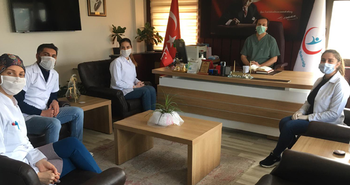 Eczacılardan sağlık elamanlarına destek