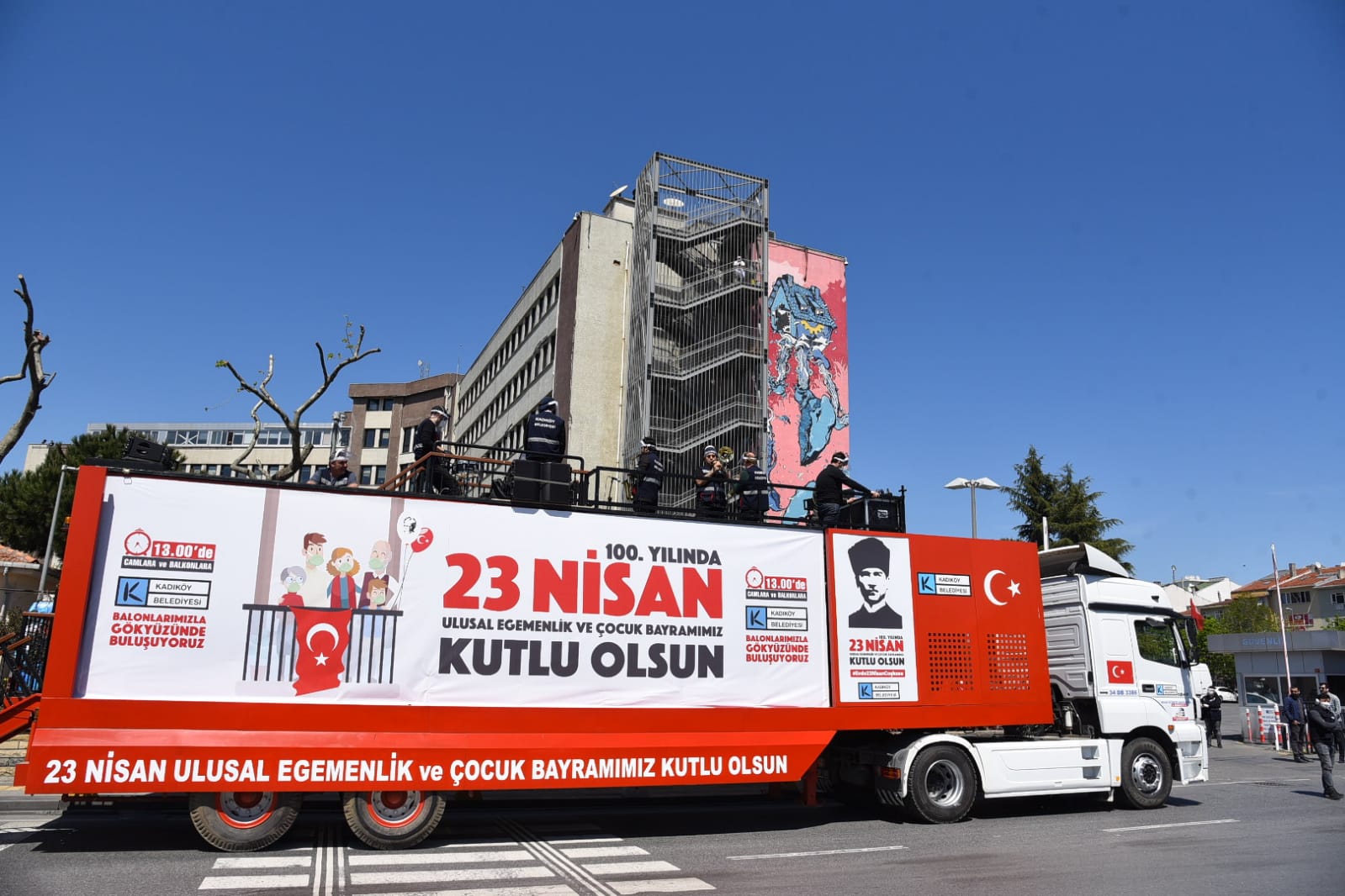 Kadıköy'de 23 nisan etkinlikleri yasak