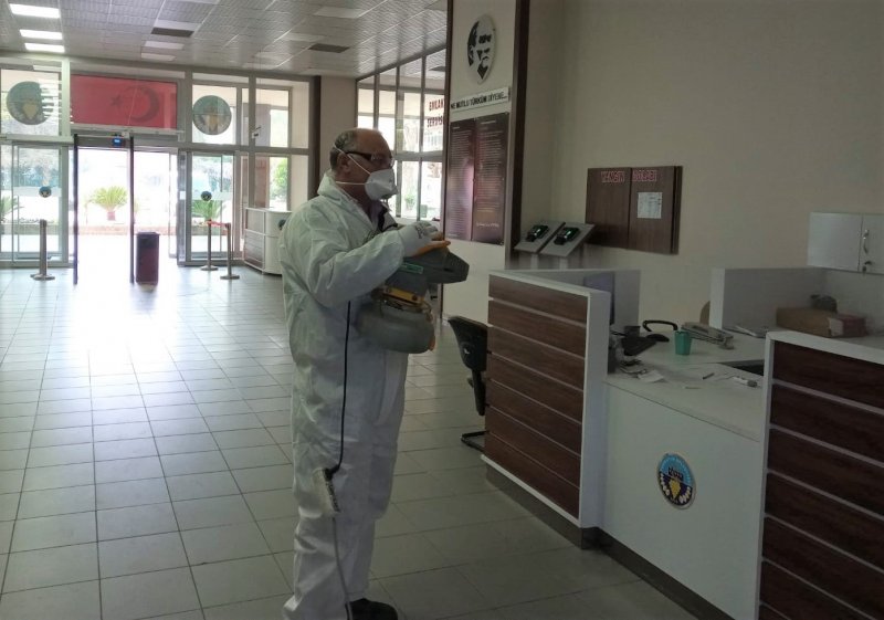 Turgutlu'da dezenfekte sürüyor