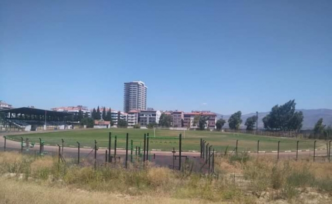 Alaşehir stadyum ihalesinin yapıldı