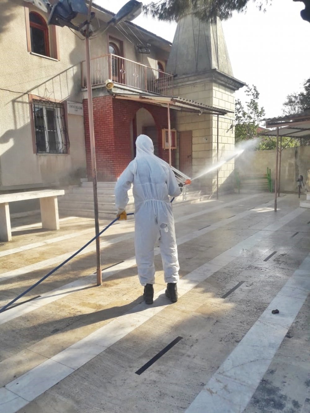 Akhisar'da camiler cumaya hazır