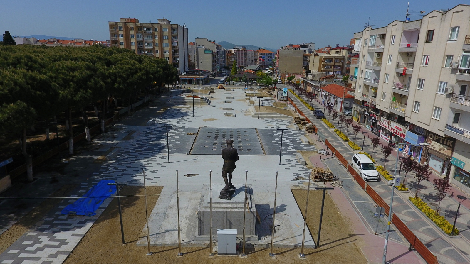 Başkan Bilgin Saruhanlı'nın çehresini değiştiriyor