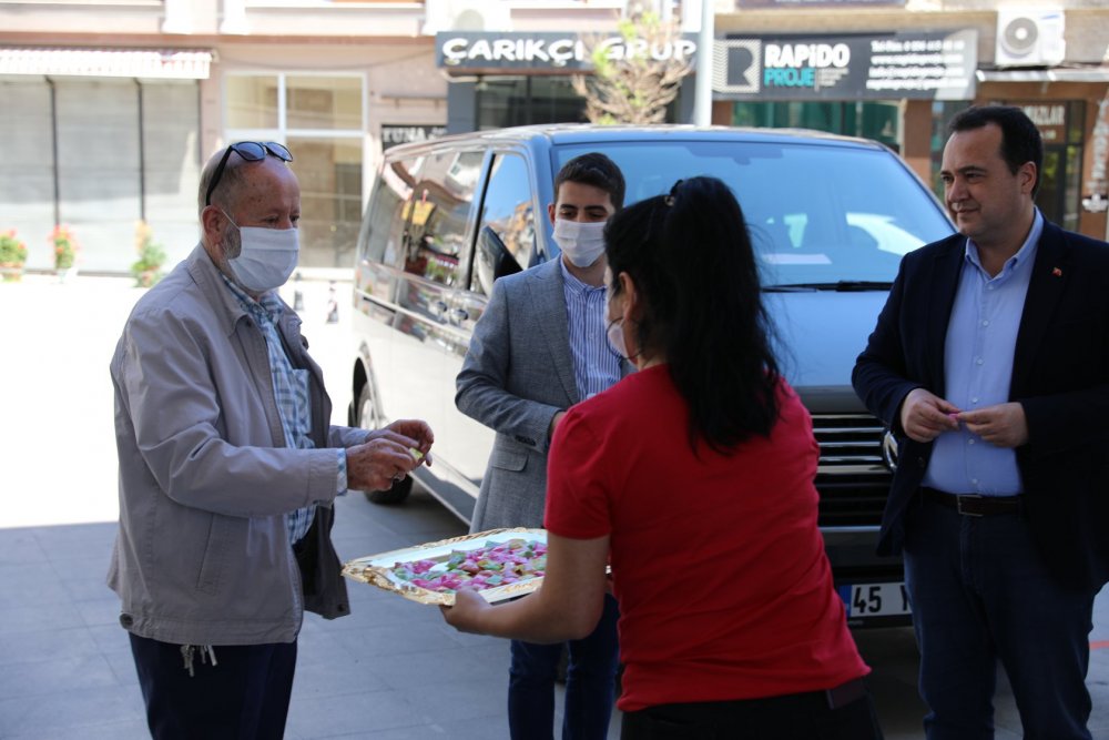 Başkan Dutlulu, vatandaşların bayramını kutladı