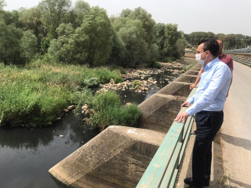 CHP'li Başevirgen, "Gediz nehrinden pis kokular yükseliyor"