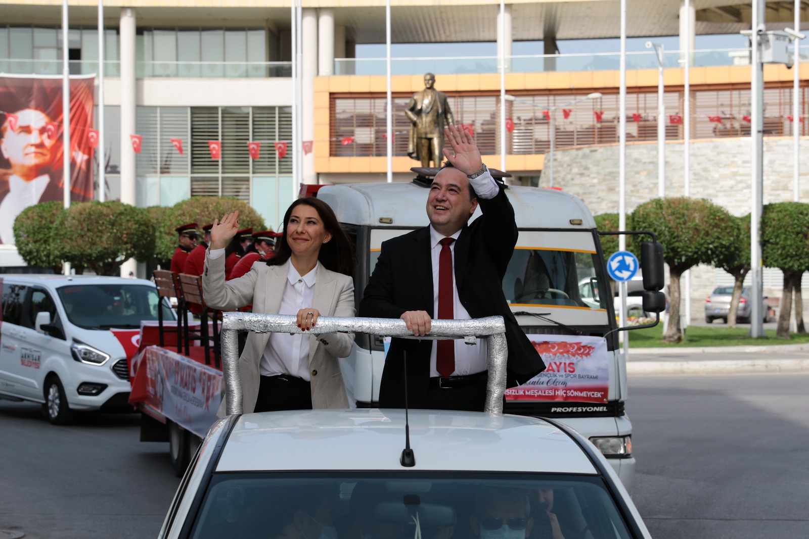 Akhisar'da 19 mayıs çoşkusu