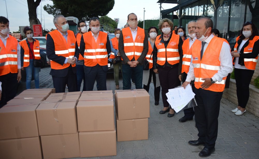 'Sevgi İmecesiyle 'CHP'den 700 aileye yardım