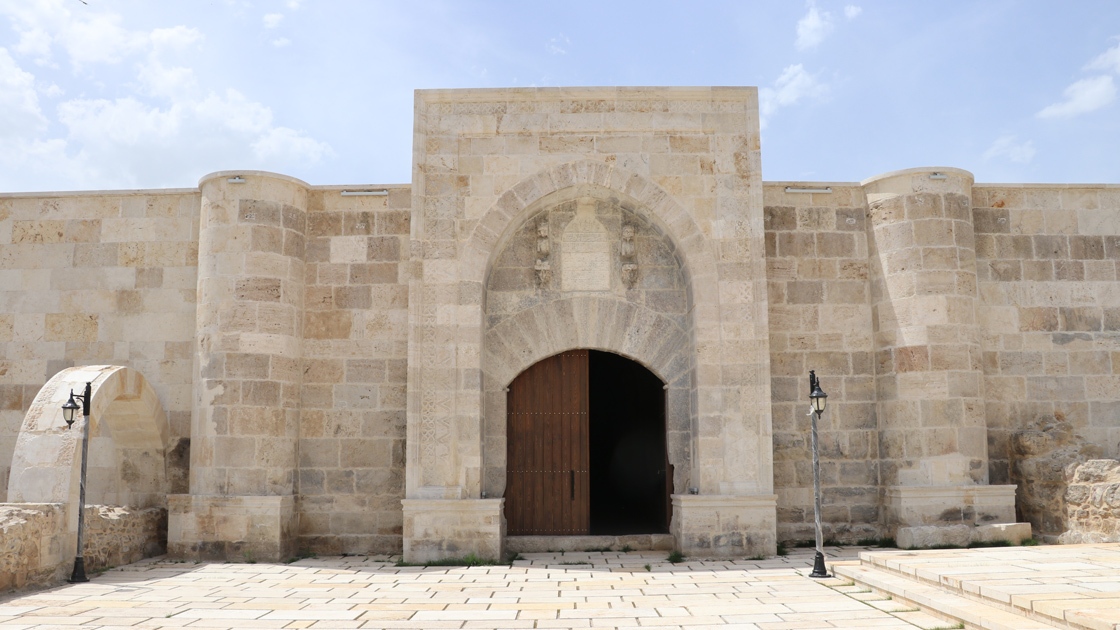 Çardak Hanın restorasyonu tamamlandı