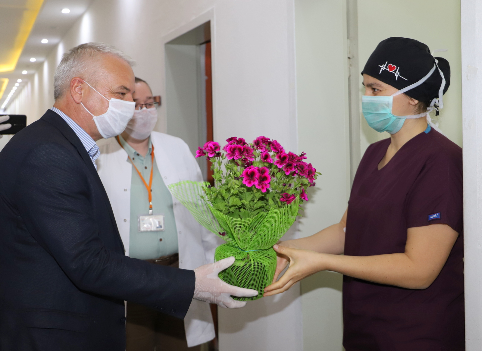 Bilgin'den hemşire kutlaması