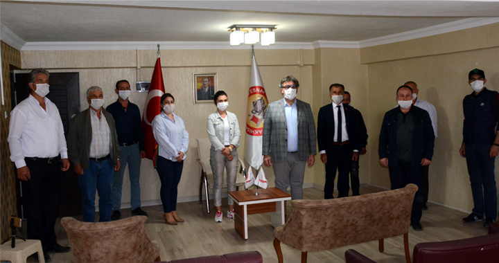 Akhisar'da kahveler kapılarını açıyor