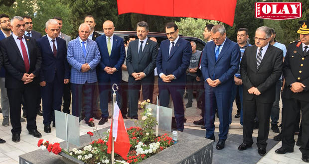 Soma faciasında yaşamını yitiren madenciler anıldı.