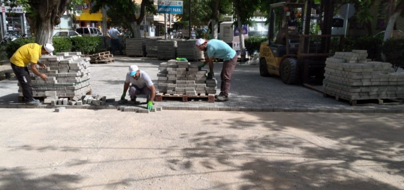 Turgutlu'da fen işleri müdürlüğü ekiplerinden yoğun mesai