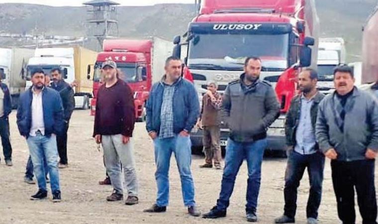 İran sınırında bekleyen TIR sürücüleri 'Kaderimize terk edildik'